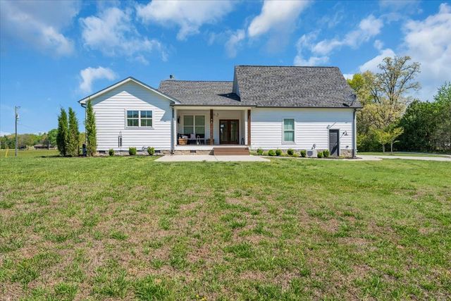 150 Edie Mae Ln, Winchester, TN 37398