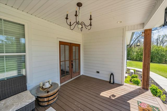 150 Edie Mae Ln, Winchester, TN 37398