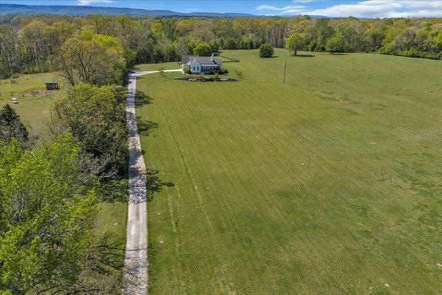 150 Edie Mae Ln, Winchester, TN 37398