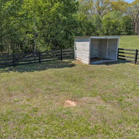 150 Edie Mae Ln, Winchester, TN 37398