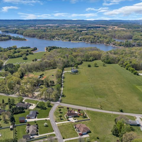 150 Edie Mae Ln, Winchester, TN 37398
