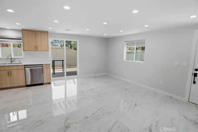 3130 N Mount Curve, Altadena, CA 91001