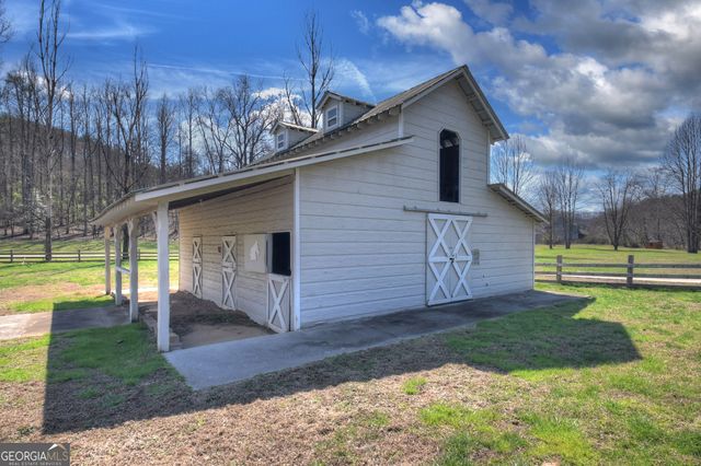 291 Kyle Arp Road, Blue Ridge, GA 30513