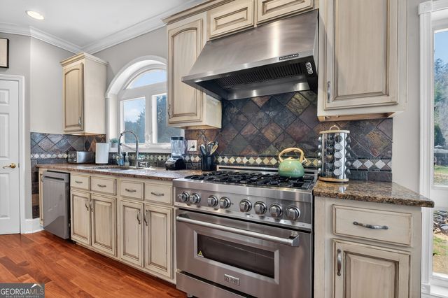 291 Kyle Arp Road, Blue Ridge, GA 30513
