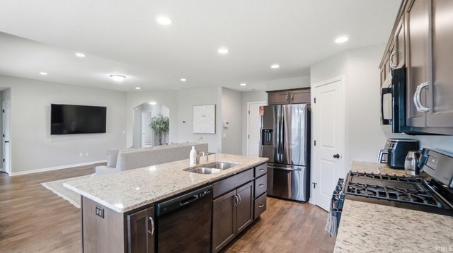 9529 Angelini Drive, Fort Wayne, IN 46818