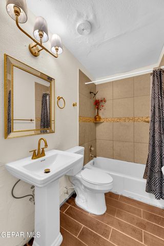 7655 HACIENDA Avenue, El Paso, TX 79915