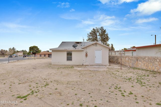 7655 HACIENDA Avenue, El Paso, TX 79915