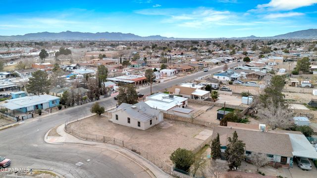 7655 HACIENDA Avenue, El Paso, TX 79915