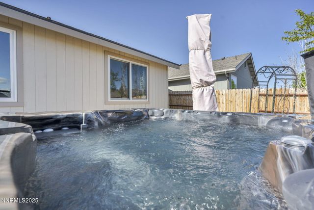 307 Granite Court, Dayton, NV 89403