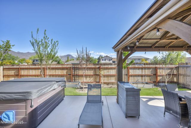 307 Granite Court, Dayton, NV 89403