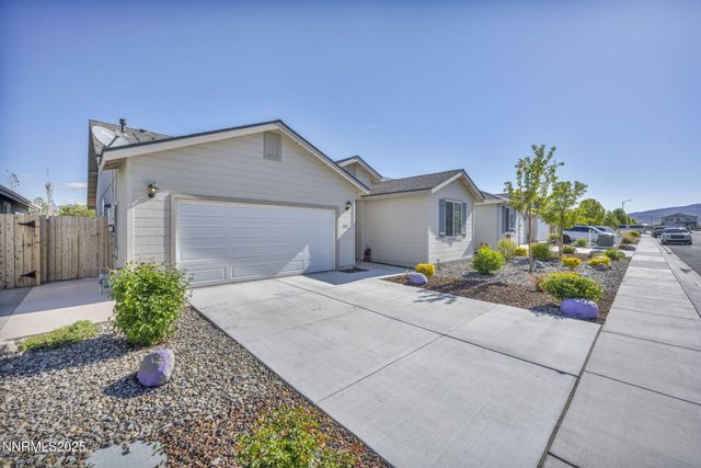 307 Granite Court, Dayton, NV 89403
