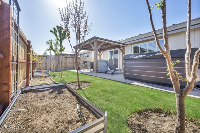 307 Granite Court, Dayton, NV 89403