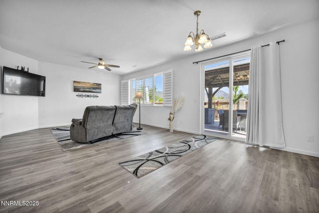 307 Granite Court, Dayton, NV 89403