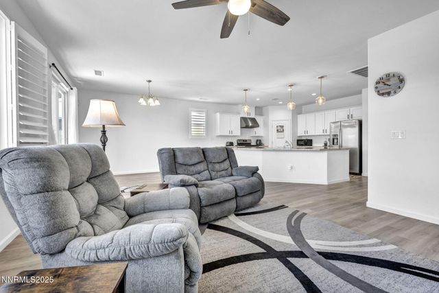 307 Granite Court, Dayton, NV 89403