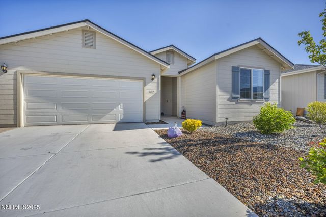 307 Granite Court, Dayton, NV 89403