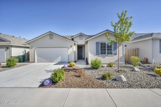 307 Granite Court, Dayton, NV 89403