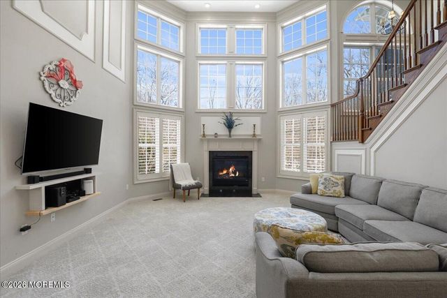 34 Rutledge Road, Marlboro, NJ 07746