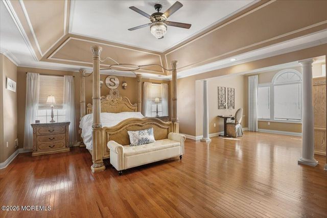 34 Rutledge Road, Marlboro, NJ 07746