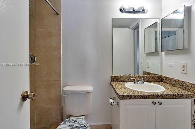 18830 NW 57th Avenue 304, Hialeah, FL 33015