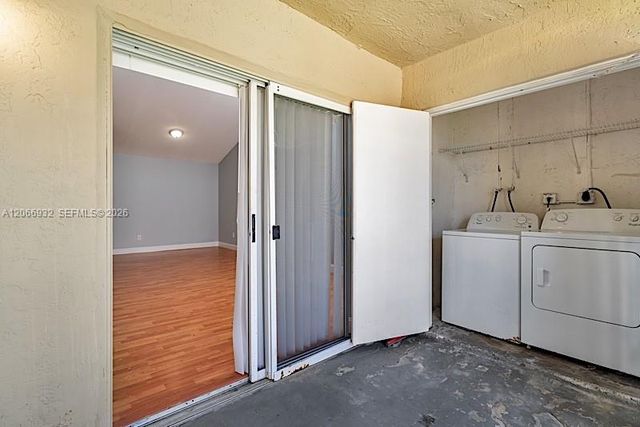 18830 NW 57th Avenue 304, Hialeah, FL 33015