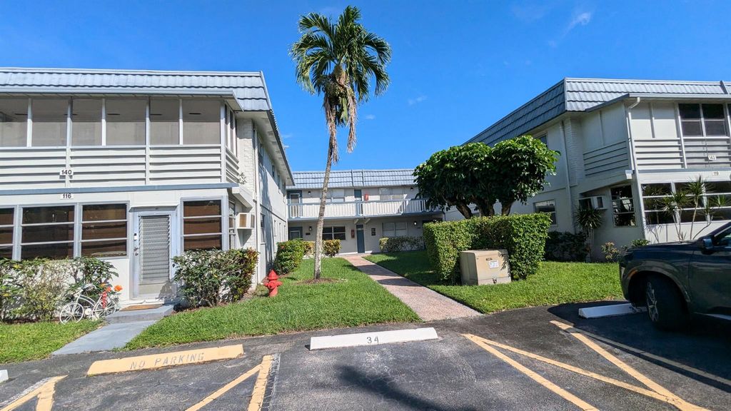 Image 2 of property listing at 146 Tuscany B, Delray Beach, FL 33446