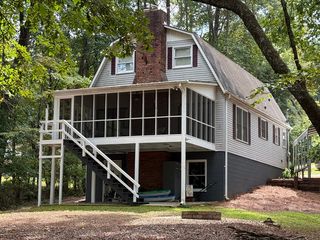 44 Cherokee Plaza, Lavonia, GA 30553