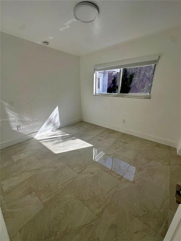 1811 SW 83rd Ave, Miami, FL 33155