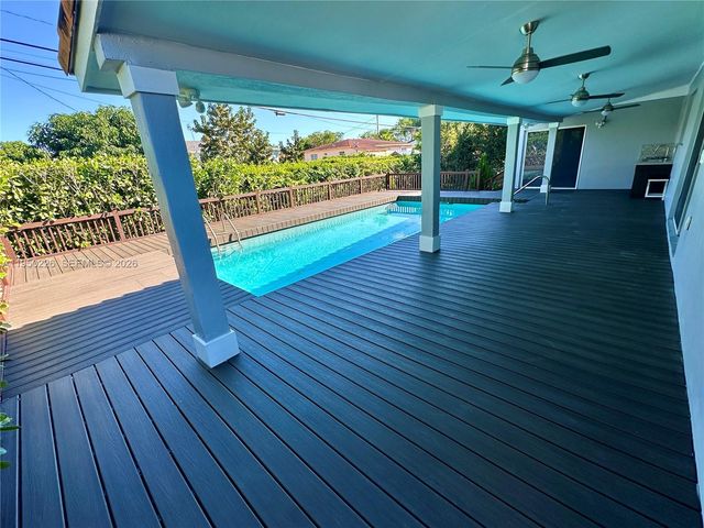 1811 SW 83rd Ave, Miami, FL 33155