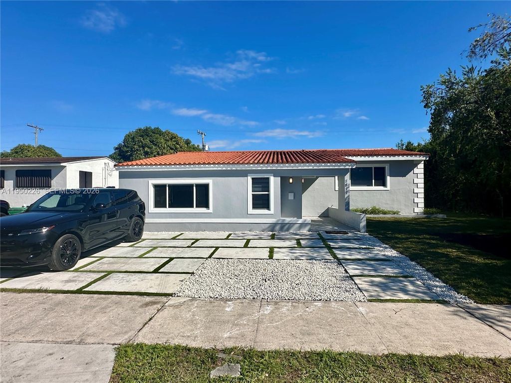 1811 SW 83rd Ave, Miami, FL 33155