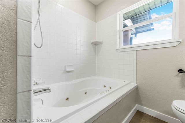1205 N 11th Street, Van Buren, AR 72956