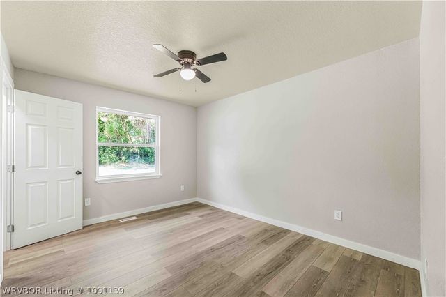 1205 N 11th Street, Van Buren, AR 72956