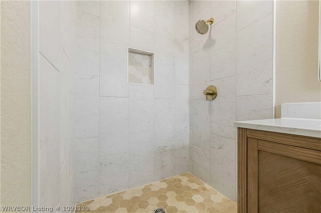 1205 N 11th Street, Van Buren, AR 72956