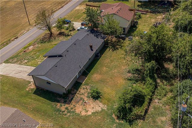 1205 N 11th Street, Van Buren, AR 72956