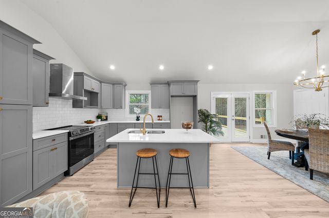 922 Linch Road, Senoia, GA 30276