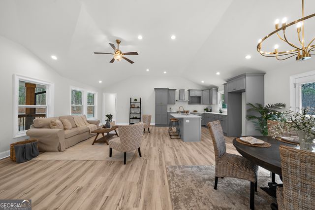 922 Linch Road, Senoia, GA 30276