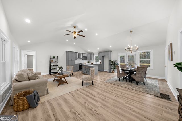 922 Linch Road, Senoia, GA 30276