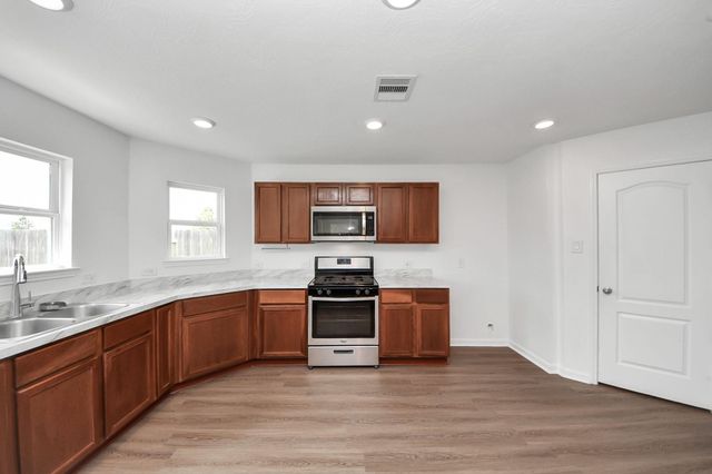 12722 Camellia Glade Lane, Houston, TX 77044
