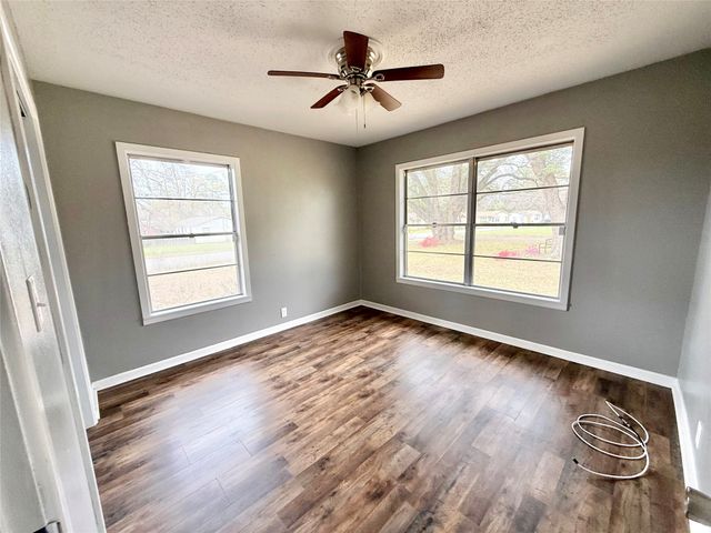 108 Redbud, Mt Pleasant, TX 75455