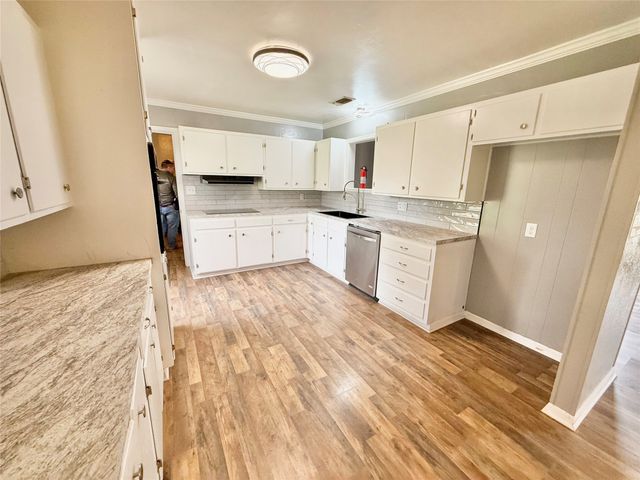 108 Redbud, Mt Pleasant, TX 75455