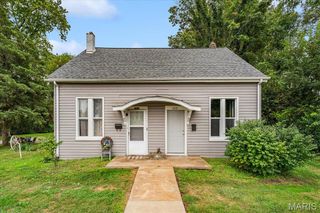 1214 Lebanon Avenue, Belleville, IL 62221