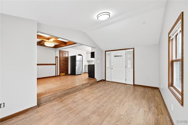 5082 Bay View Road, Hamburg, NY 14075