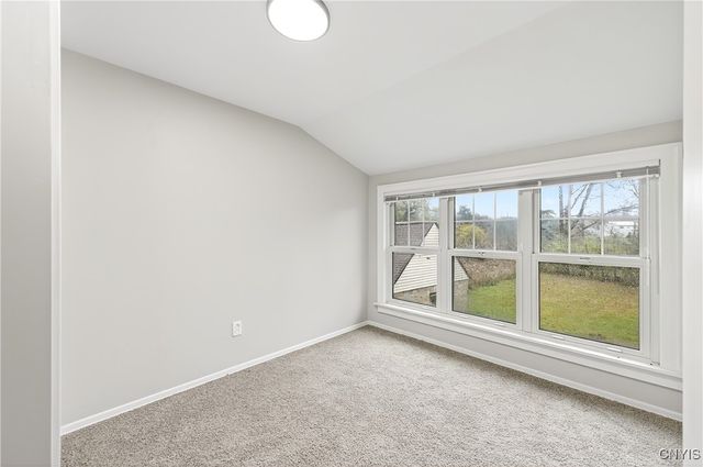 5082 Bay View Road, Hamburg, NY 14075