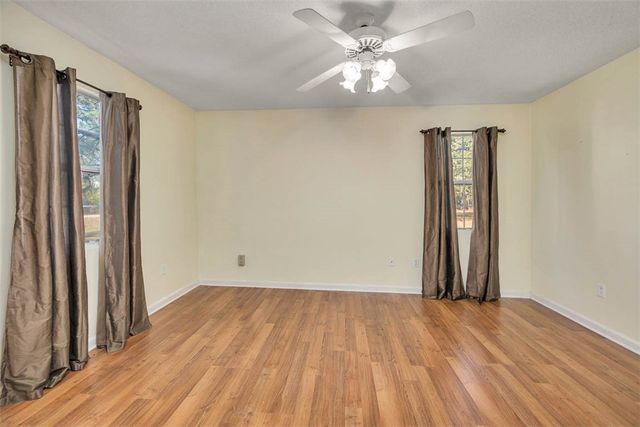 99 Jekyll Island Road, Jesup, GA 31545