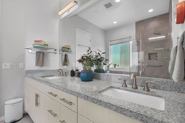 67252 Zuni Court, Cathedral City, CA 92234