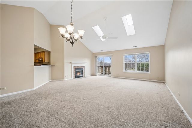 1987 Silver Lake Road, Arlington Heights, IL 60004