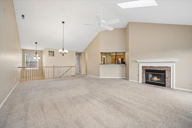 1987 Silver Lake Road, Arlington Heights, IL 60004