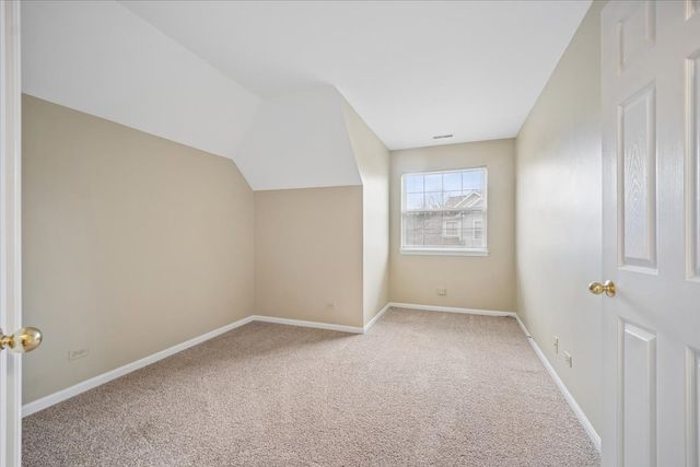 1987 Silver Lake Road, Arlington Heights, IL 60004