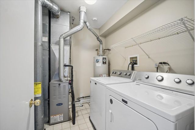 1987 Silver Lake Road, Arlington Heights, IL 60004