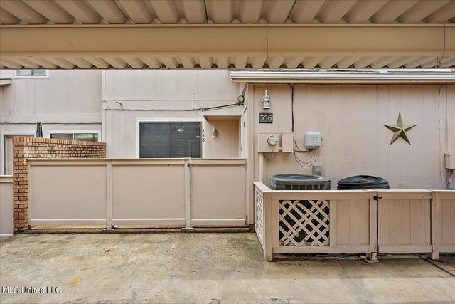 356 Lakebend Drive, Brandon, MS 39042