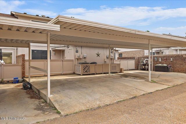 356 Lakebend Drive, Brandon, MS 39042